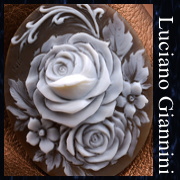 カメオ作家ルチアーノジャンニーニ氏のお花カメオ