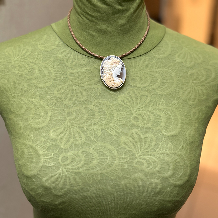 ���_�t���[�� 18���J���I�y���_���g �A�b�J�j�[�g�� �O�w�V�F���J���I