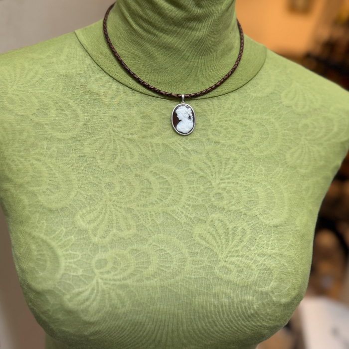 ���_�t���[���̃J���I�l�b�N���X