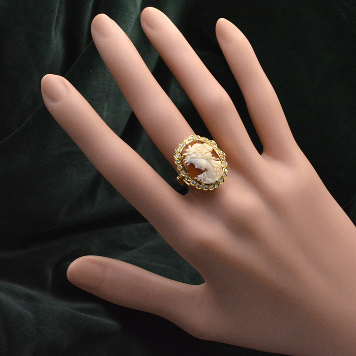 �J���I�����O ������ 18�� �_�C�������h �N���V�J���f�U�C��