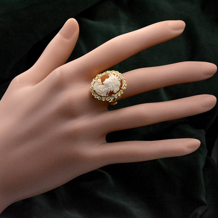 �J���I�����O ������ 18�� �_�C�������h �N���V�J���f�U�C��