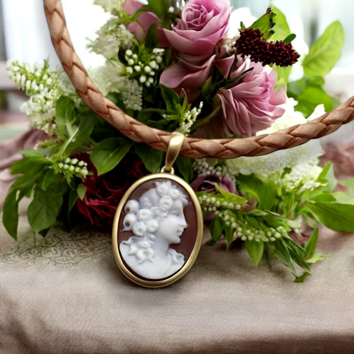 ���_�t���[���̃J���I�l�b�N���X