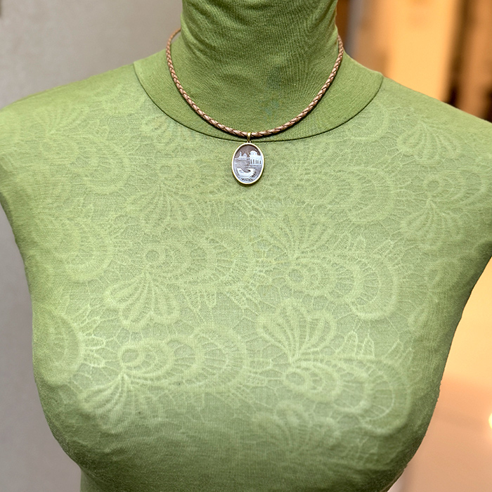 ���F�l�c�B�A���i�̃V�F���J���I�y���_���g 18���S�[���h�g ���U�[�l�b�N���X�t