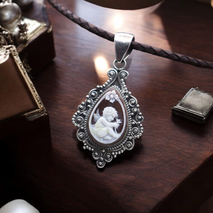 �V�g�̃J���I�y���_���g �G���W�F�����`�[�t �V���o�[�g �A���e�B�[�N�� �C�^���A �J���I