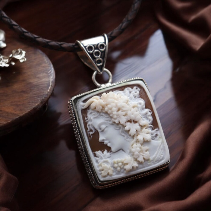 ���_�o�b�J���e�̗��̒����V�F���J���I�y���_���g �A���e�B�[�N�f�U�C���V���o�[�g