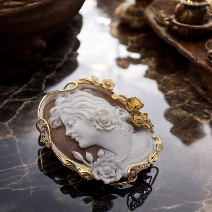 ���_�t���[�� �V�F���J���I �y���j�[�`�F�� �S�[���h�J���[�g �V�R�V�g�����t��