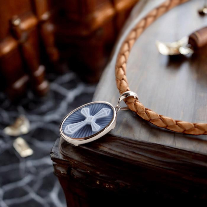 メノウカメオ クロス 十字架 ペンダント ドイツ製 シルバー枠